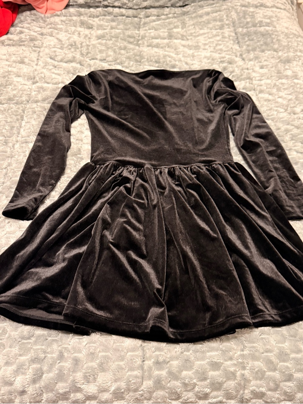 wild fable Black Velvet Long Sleeve Scoop Dress - Picture 3 of 3